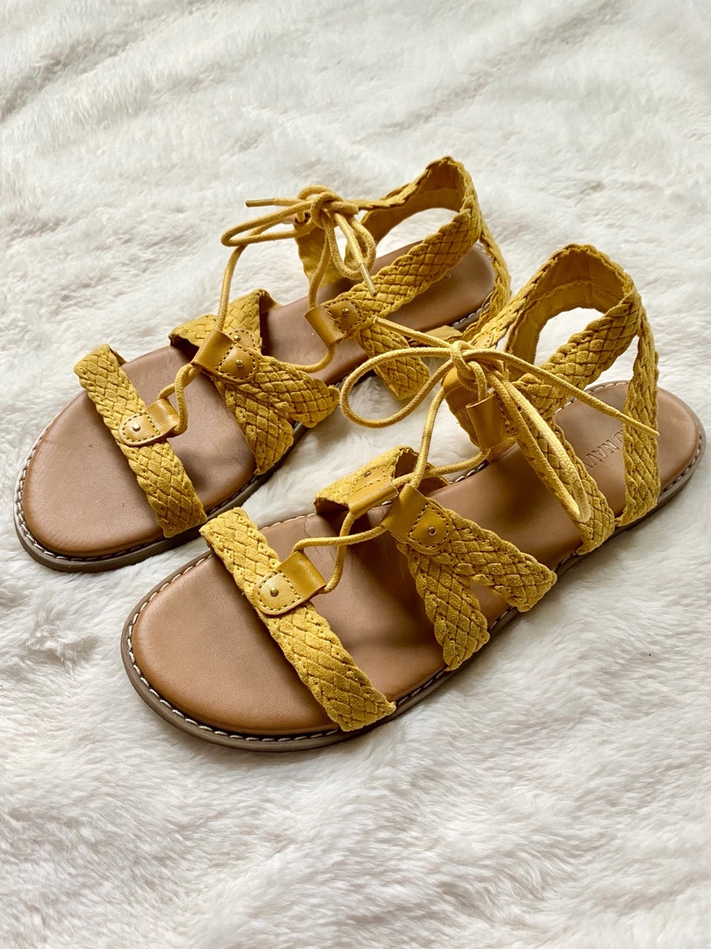 Old Navy Braided Suede Gladiator Sandals Gold Yellow Size 8